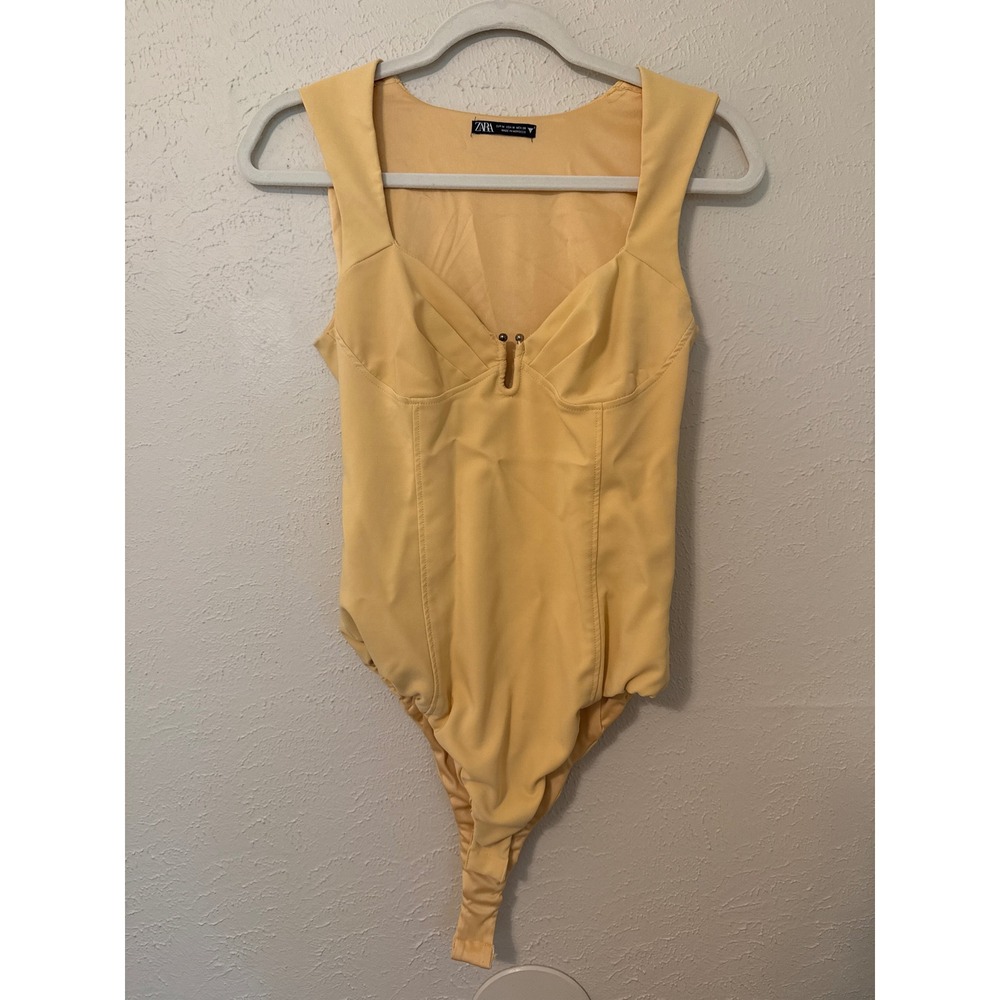 Zara Yellow Sleeveless Bodice Style Bodysuit Medium Snap Closure